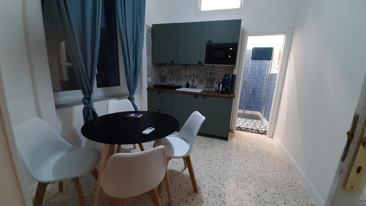 Appartement Palazzetto Di Neubourg à Naples Extérieur photo