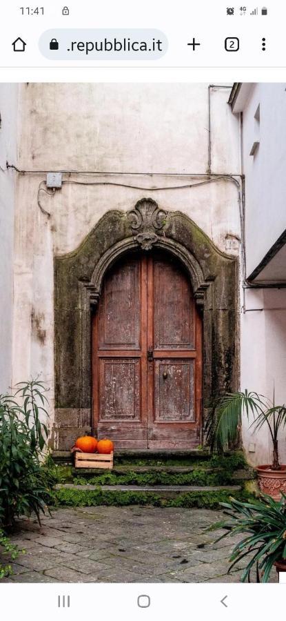 Appartement Palazzetto Di Neubourg à Naples Extérieur photo