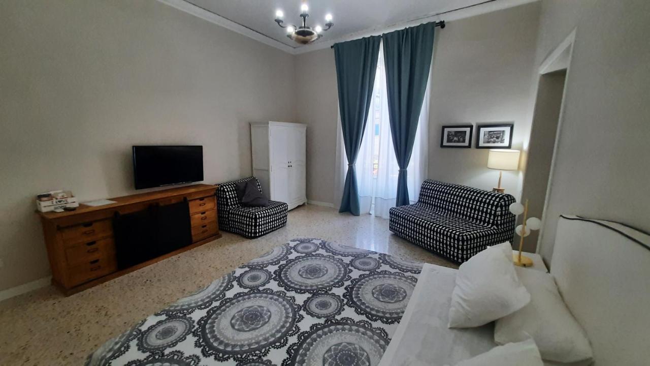 Appartement Palazzetto Di Neubourg à Naples Extérieur photo
